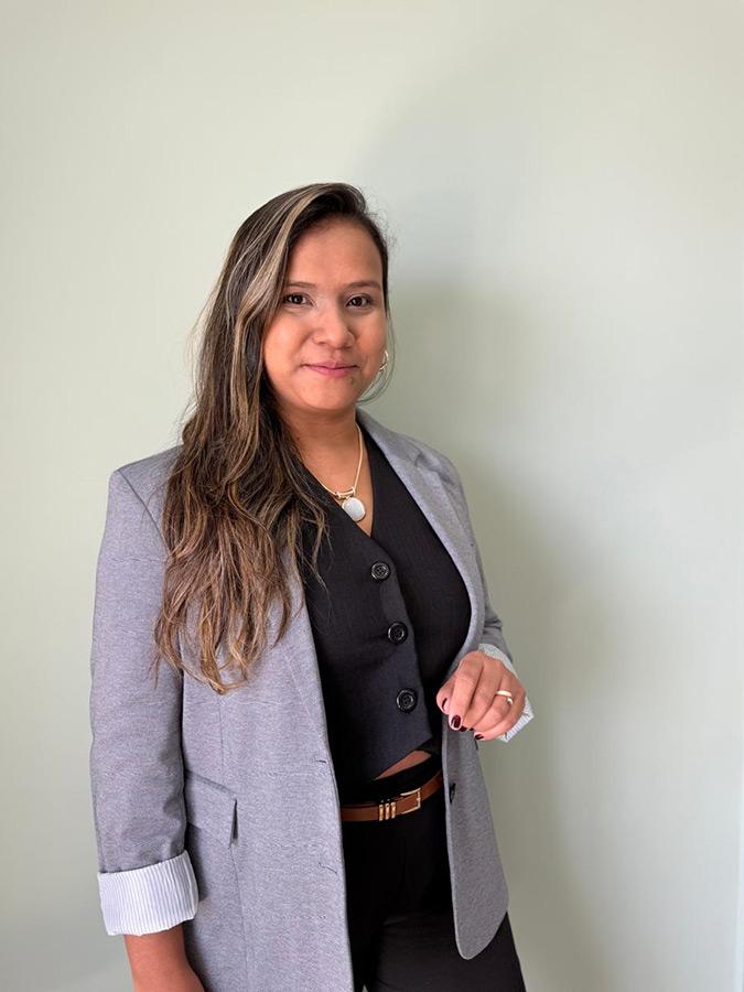 Keila Ferreira Keila Ferreira